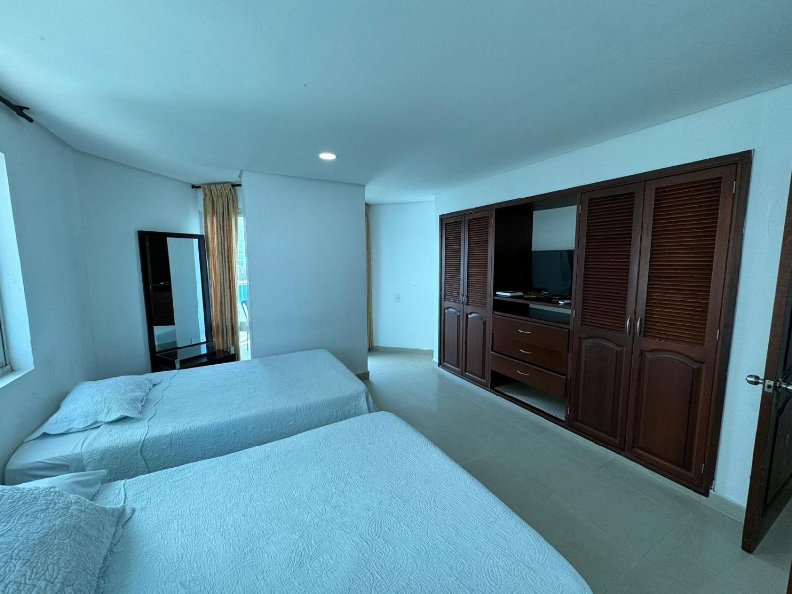 Apartamento En Laguito Ed Torres Del Lago 604 Icdi Cartagena Exterior foto